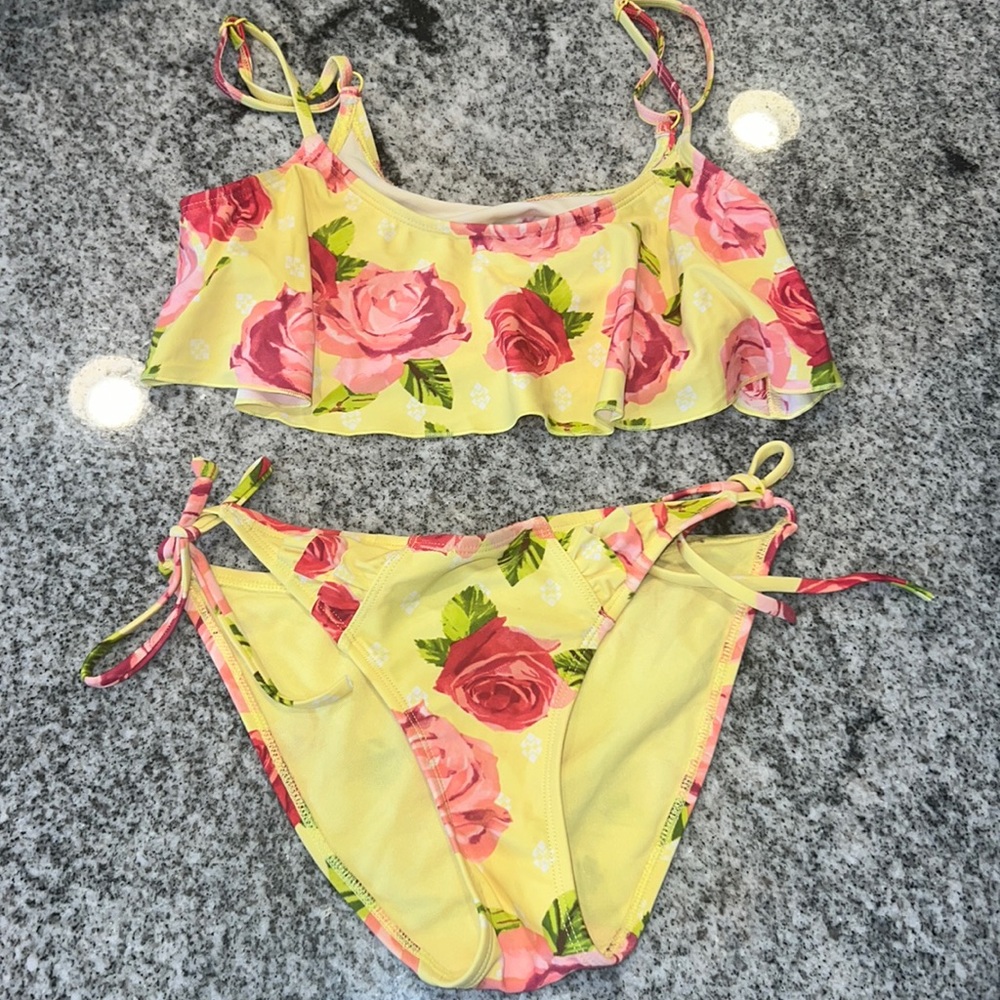 Yellow rose bikini